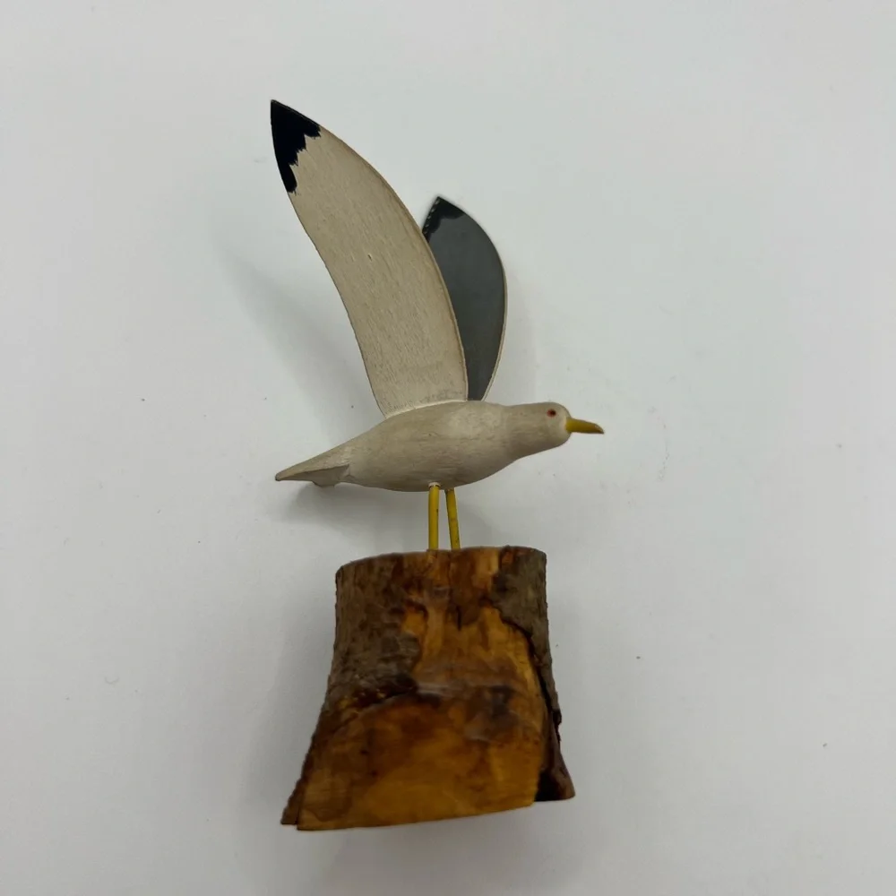 Handmade Vintage Seagull Bird In Flight Wooden Carved Figurine Collectible Uniqu